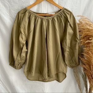 EVERLANE || The Runched Air Blouse in Covert Green